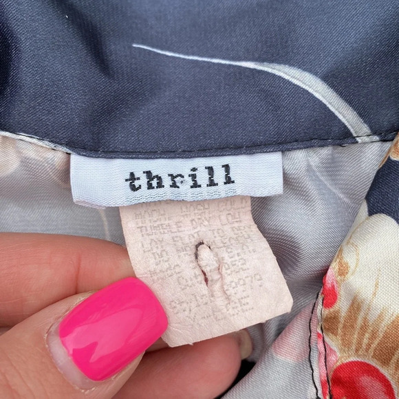 Thrill Y2K floral printed top with black overlay - Picture 3 of 5